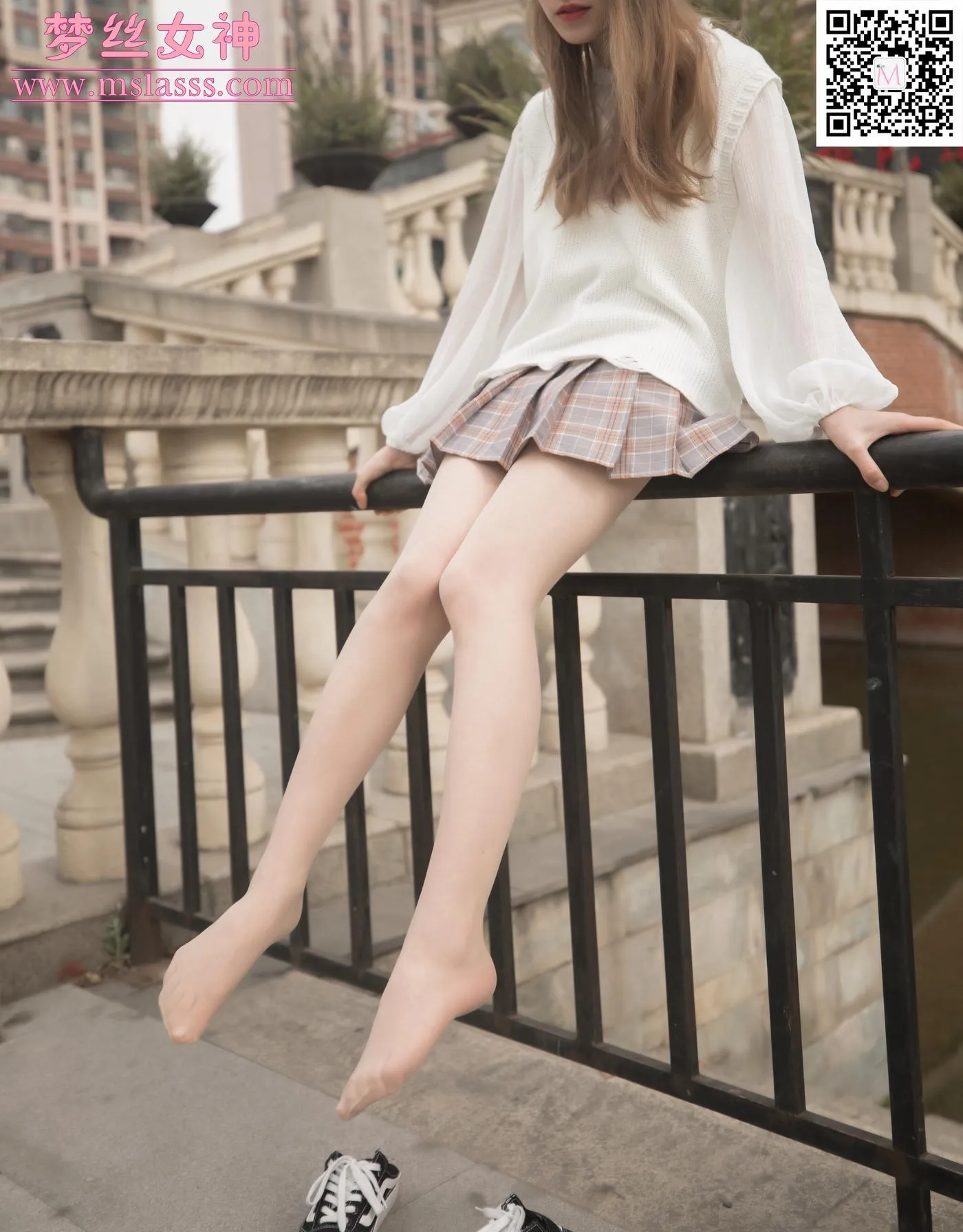 [MSLASS梦丝女神] 2020.03.10 NO.097 晓晓 女神的丝袜 [48P]插图8